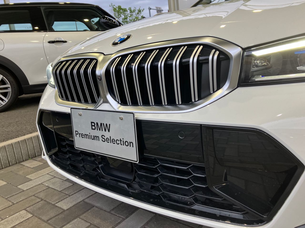 G20 320i Saloon LCI RHD MX