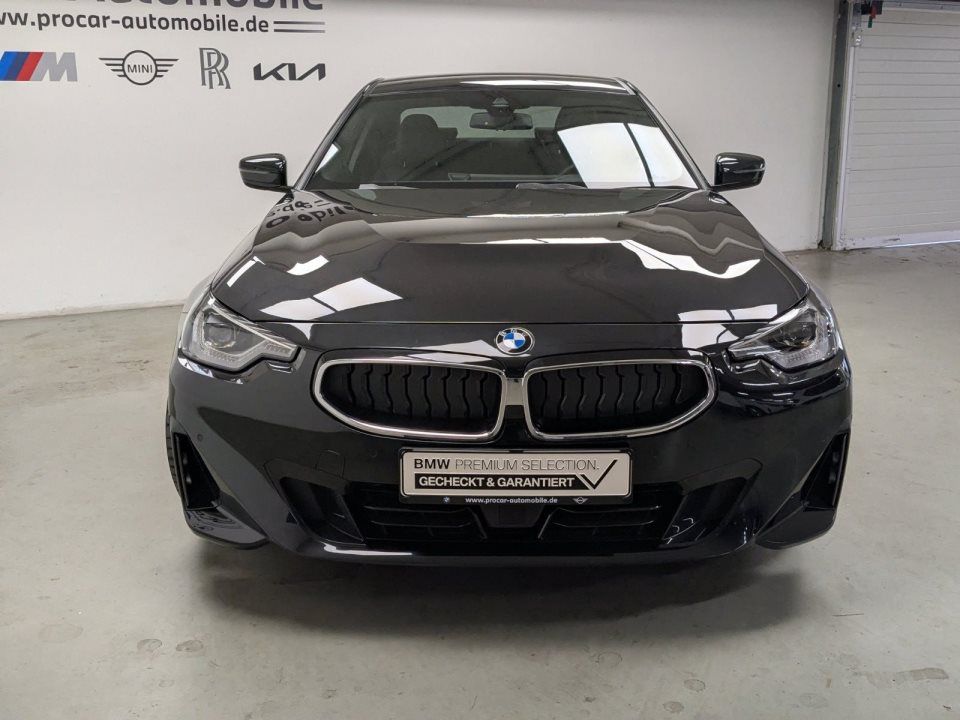 BMW 218