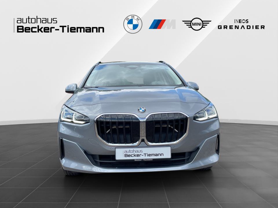 BMW 218
