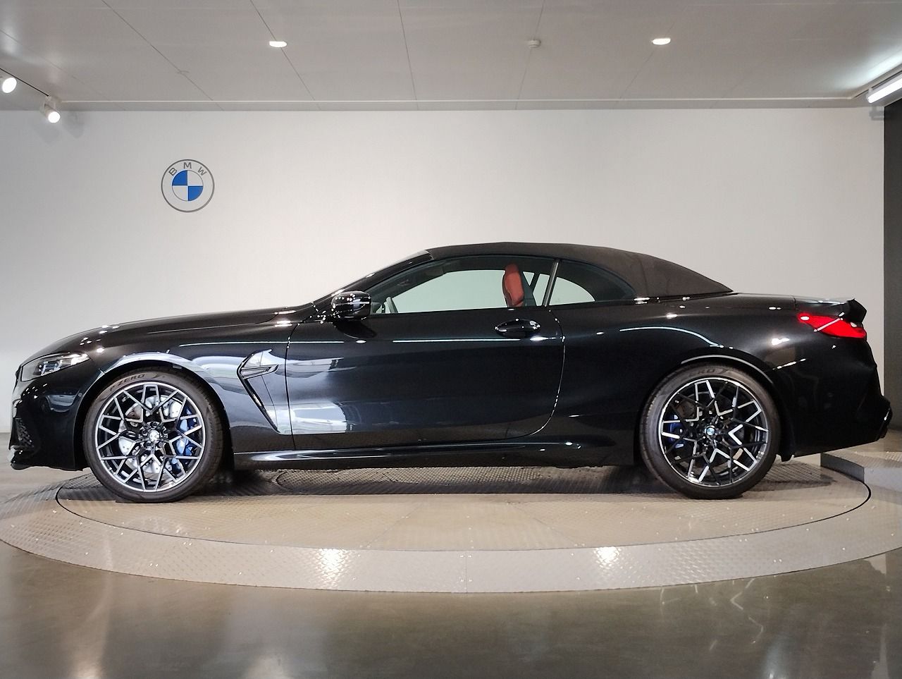 F91 M8 Competition Convertible S63 4.4i