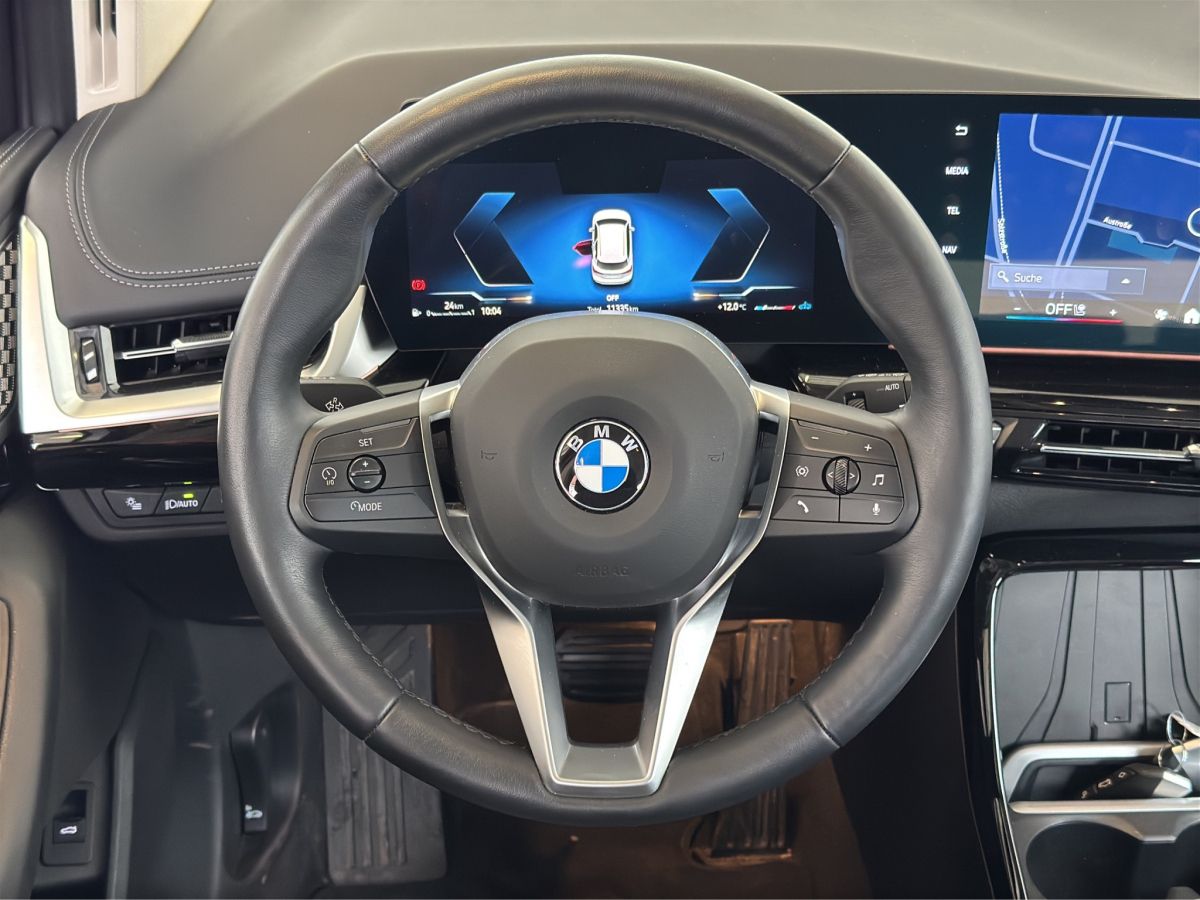 BMW 216