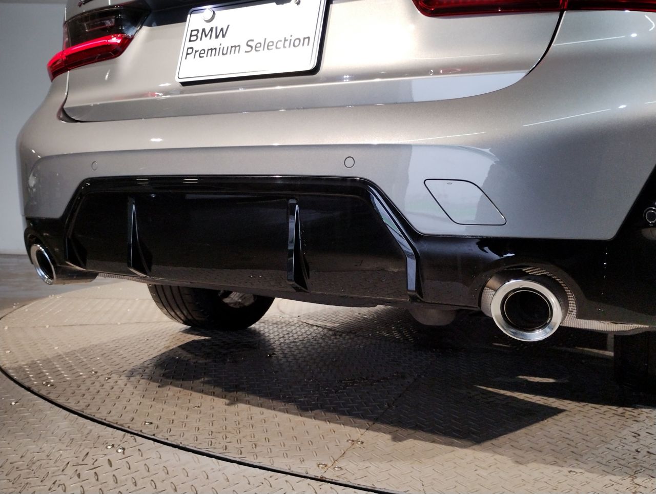 320d xDrive Berline RHD