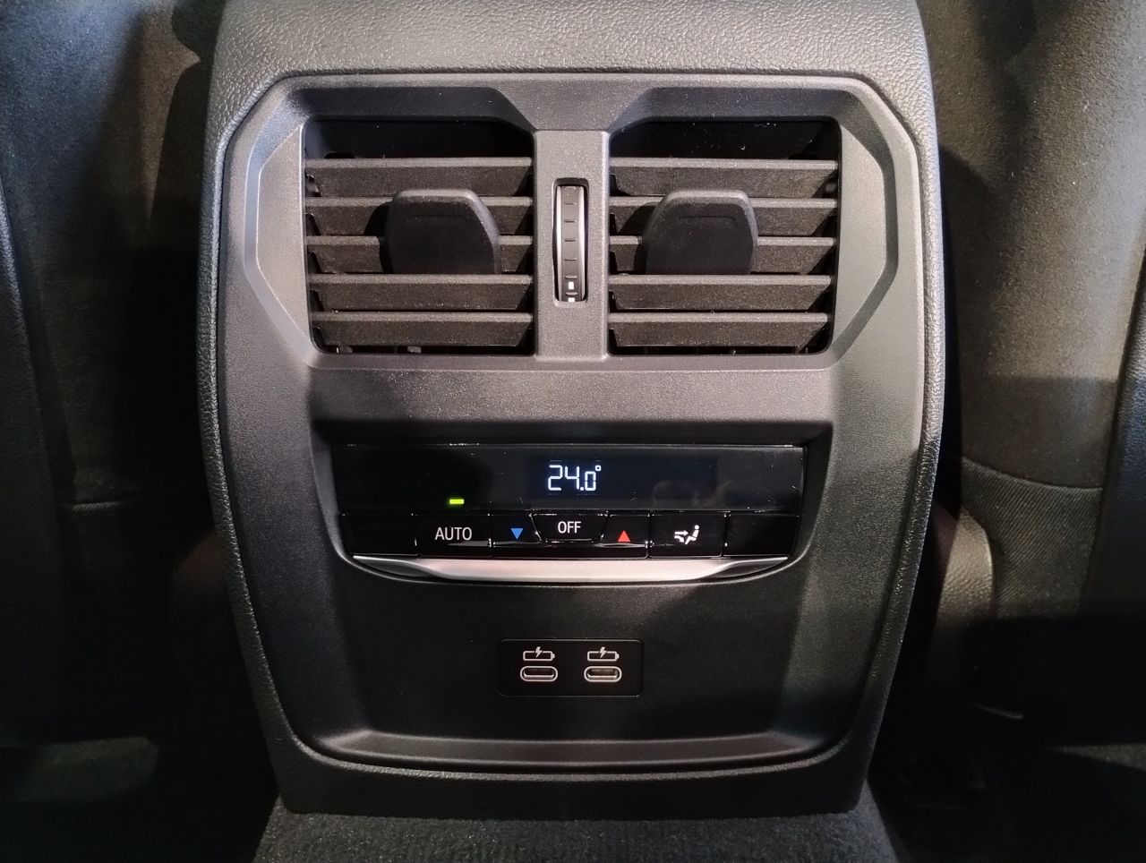 320d xDrive Berline RHD