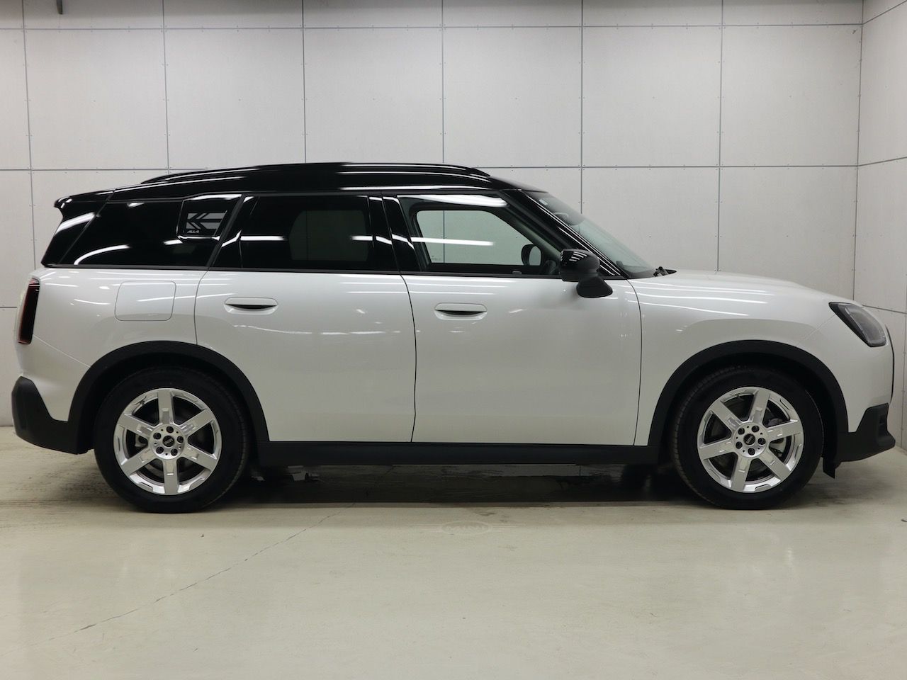 U25 MINI Countryman SE ALL4