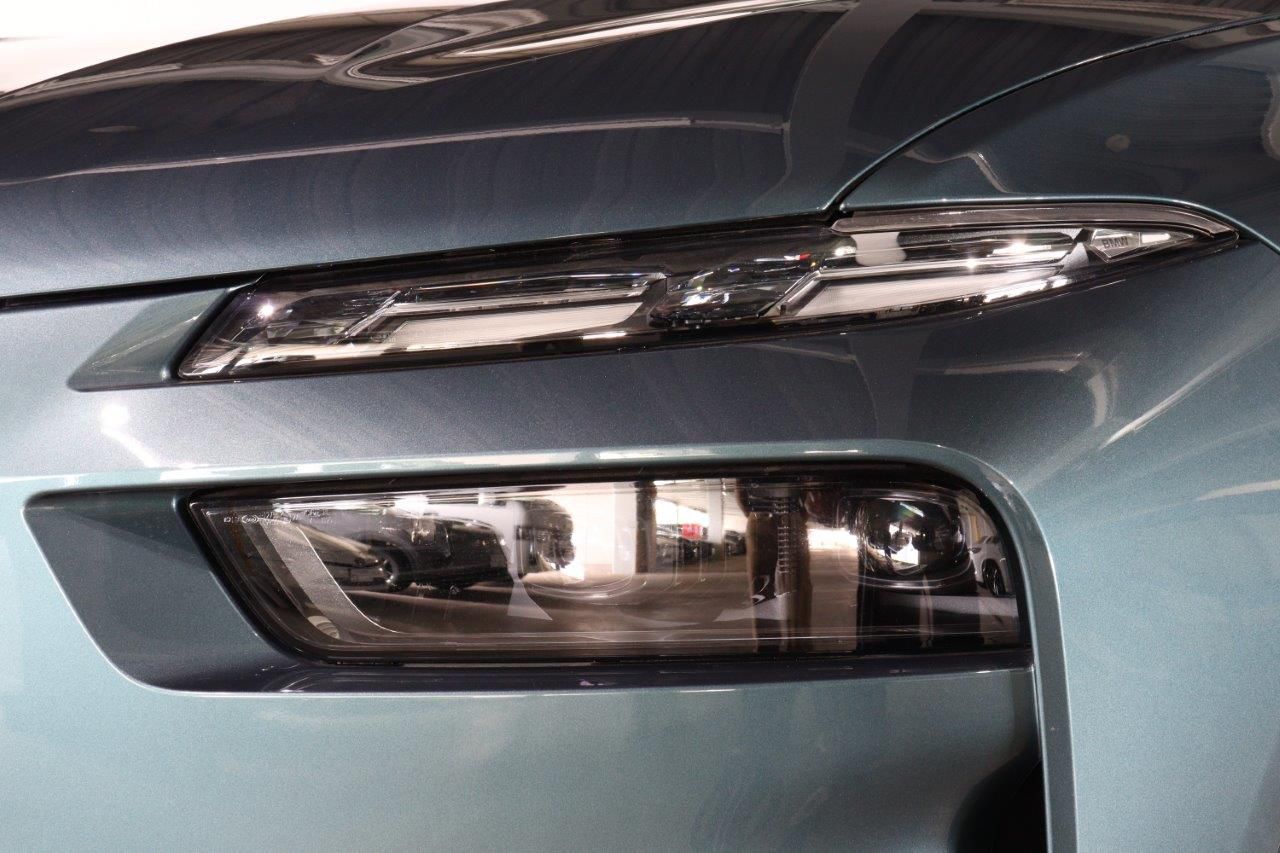 X7 xDrive40d RHD US