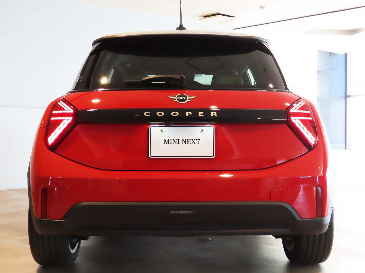 F66 MINI Cooper C 3Dr