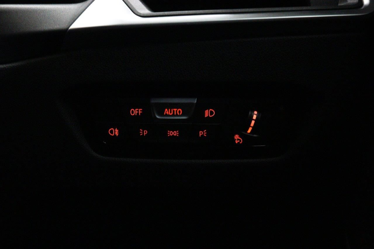 G42 220i Coupe