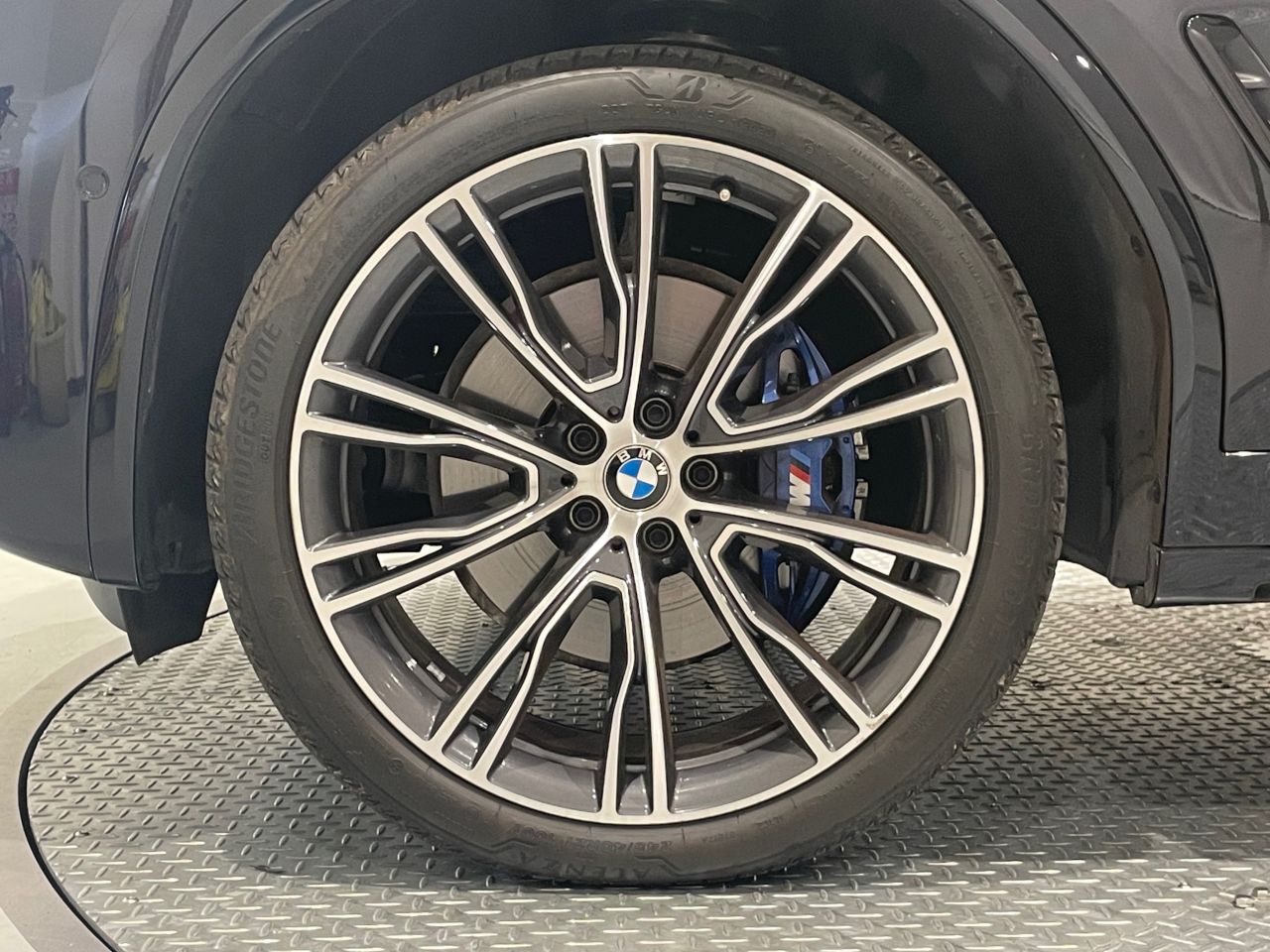 G02 X4 M40i RHD LCI