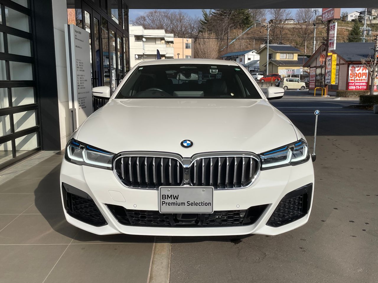 520d xDrive Sedan RHD