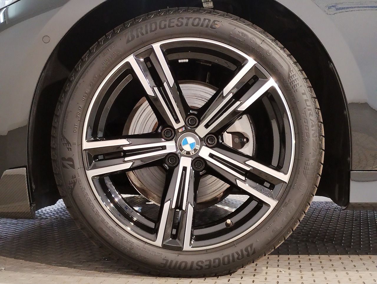 G20 320i Saloon LCI RHD MX