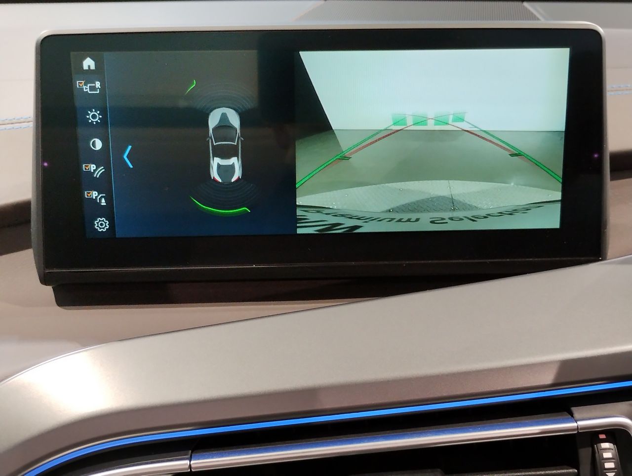 I15 i8 Roadster B38 1.5i