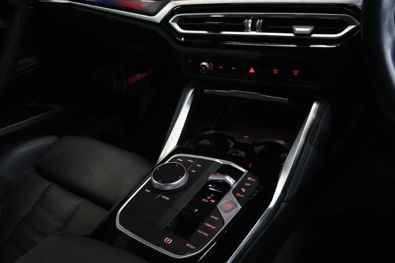 M240i xDrive Coupé RHD