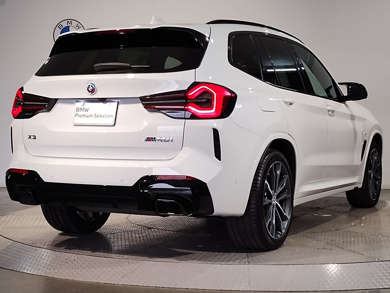 G01 X3 M40i RHD LCI ZA
