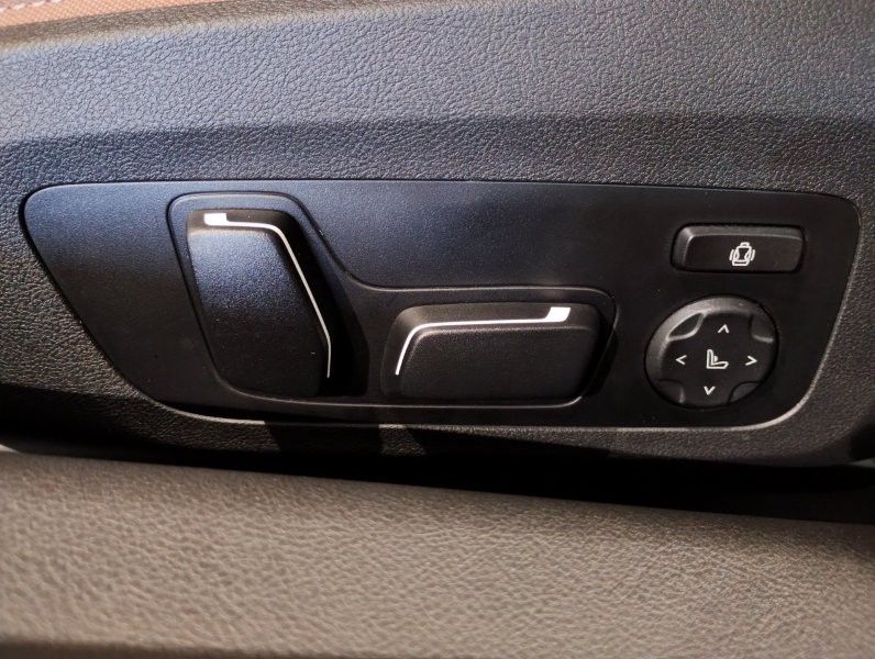 M240i xDrive Coupé RHD