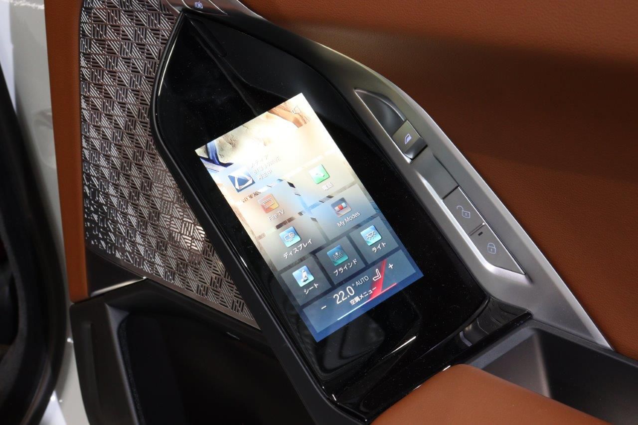 i7 xDrive60 Sedan RHD