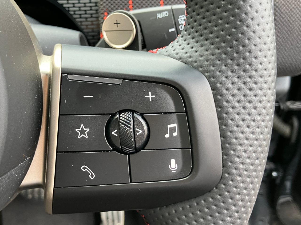 U25 MINI John Cooper Works Countryman ALL4