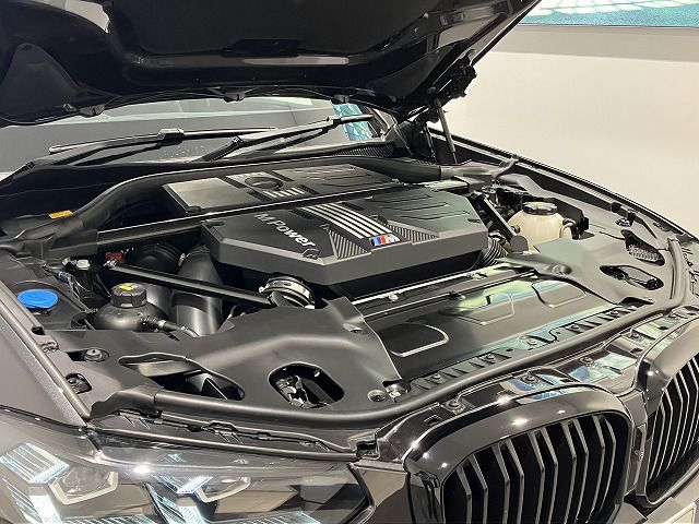 F97 X3 M RHD LCI