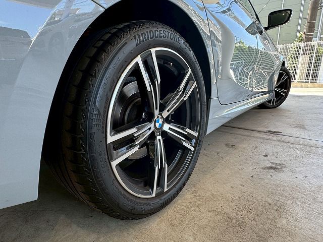 320d xDrive Berline RHD
