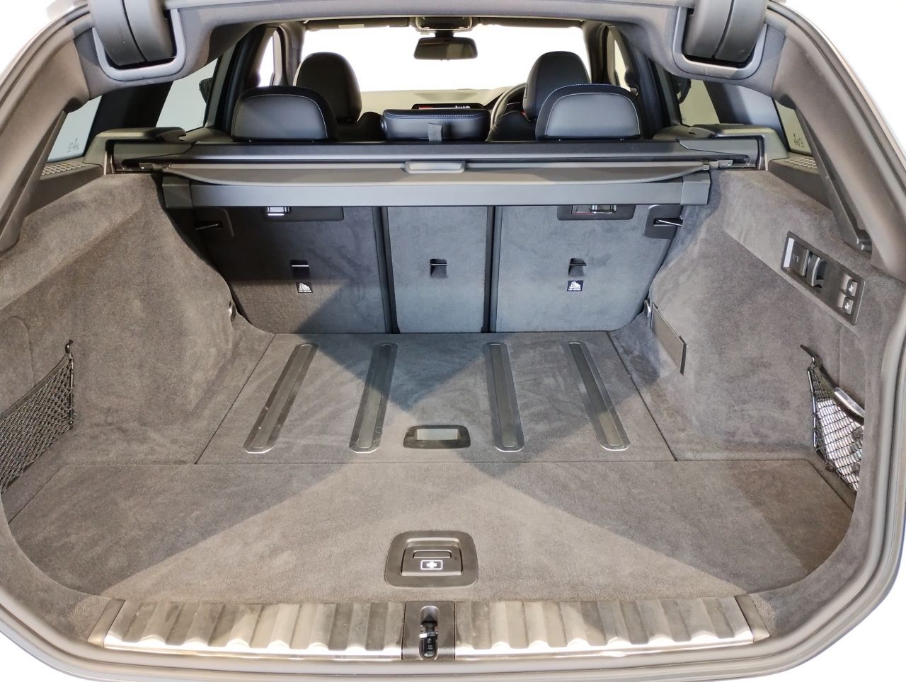 G21 318i Touring