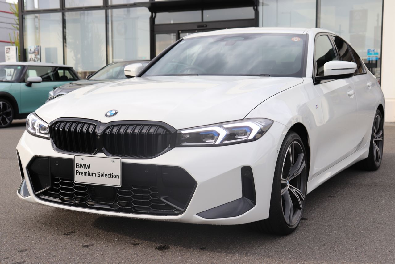 320d xDrive Berline RHD