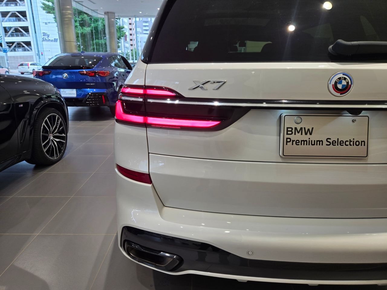 X7 xDrive40d RHD US