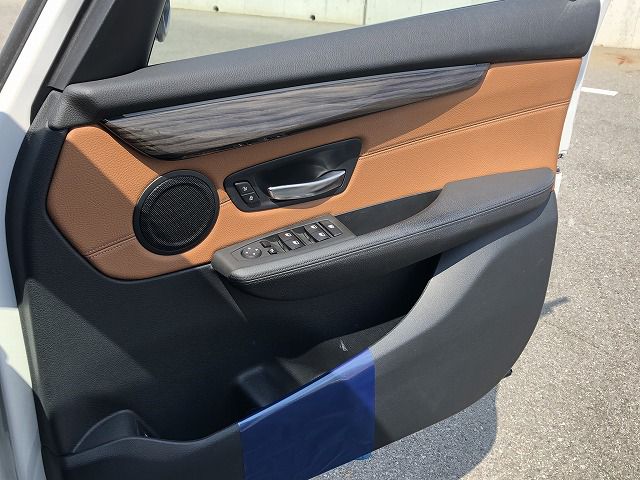 218D ACTIVE TOURER RHD