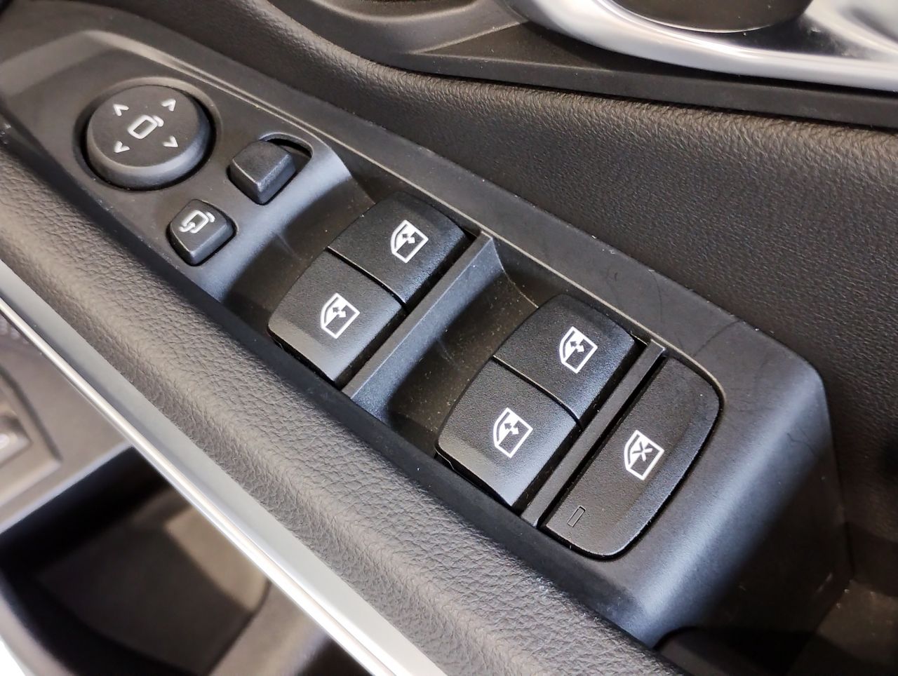 G20 320i Saloon LCI RHD MX