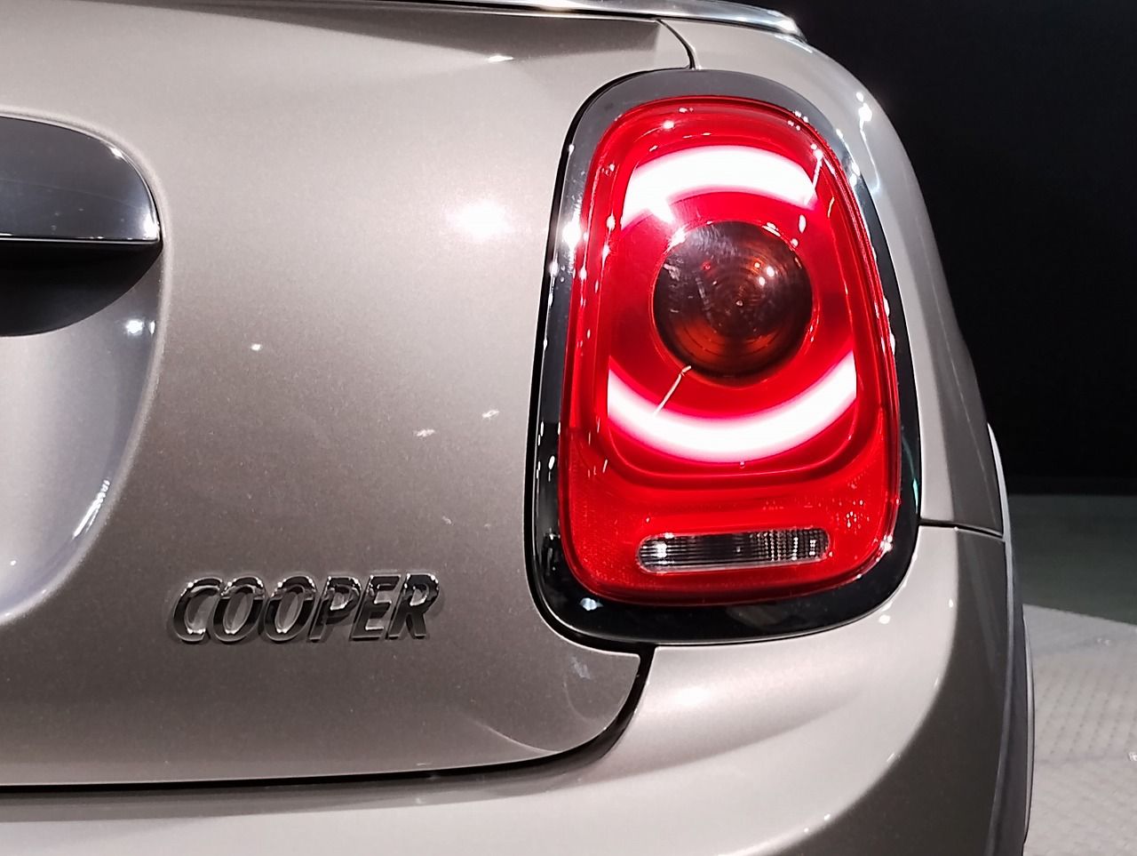 MINI CONVERTIBLE COOPER