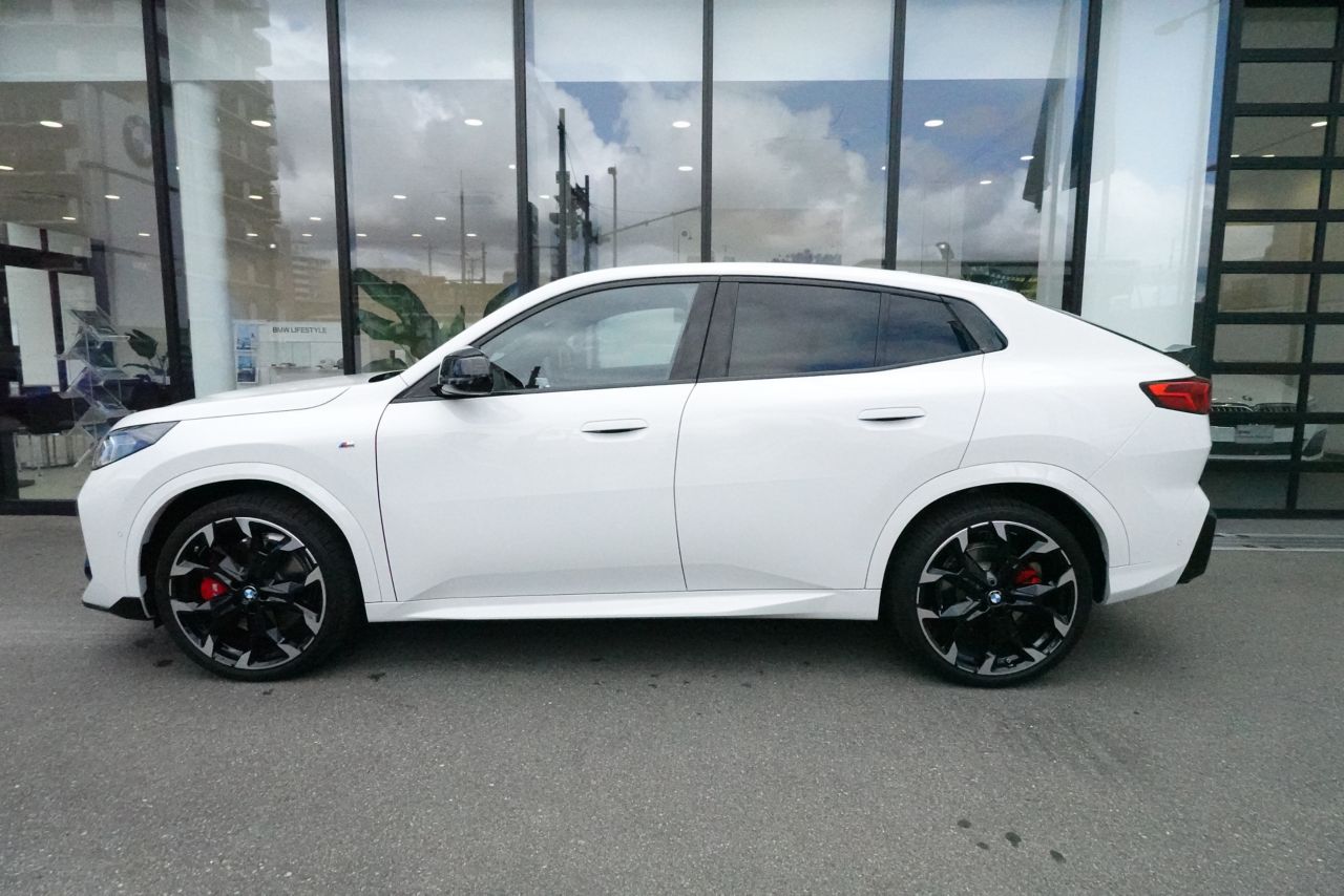 X2 M35i xDrive RHD