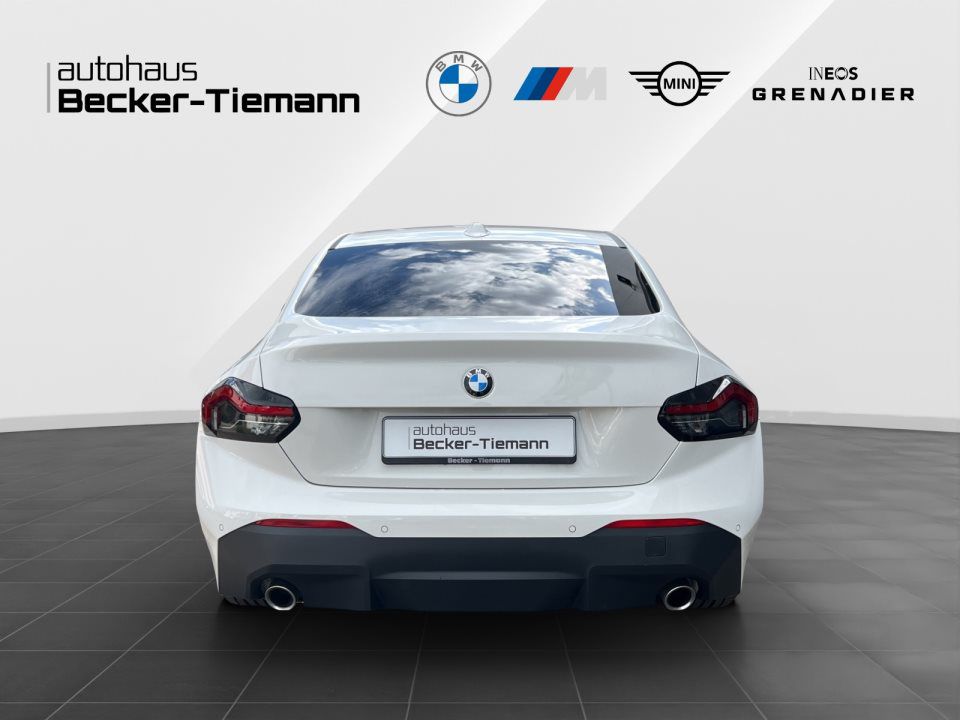 BMW 218