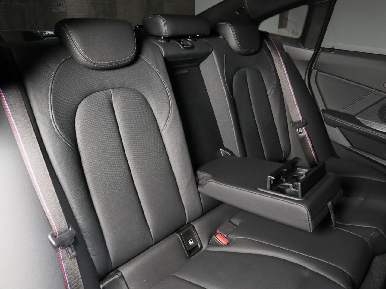 F4* **35i xDrive **** ***** B48 2.0i