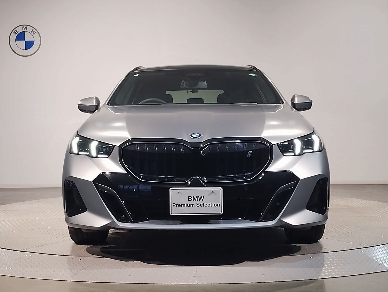 BMW i5 eDrive40 M Sport RHD
