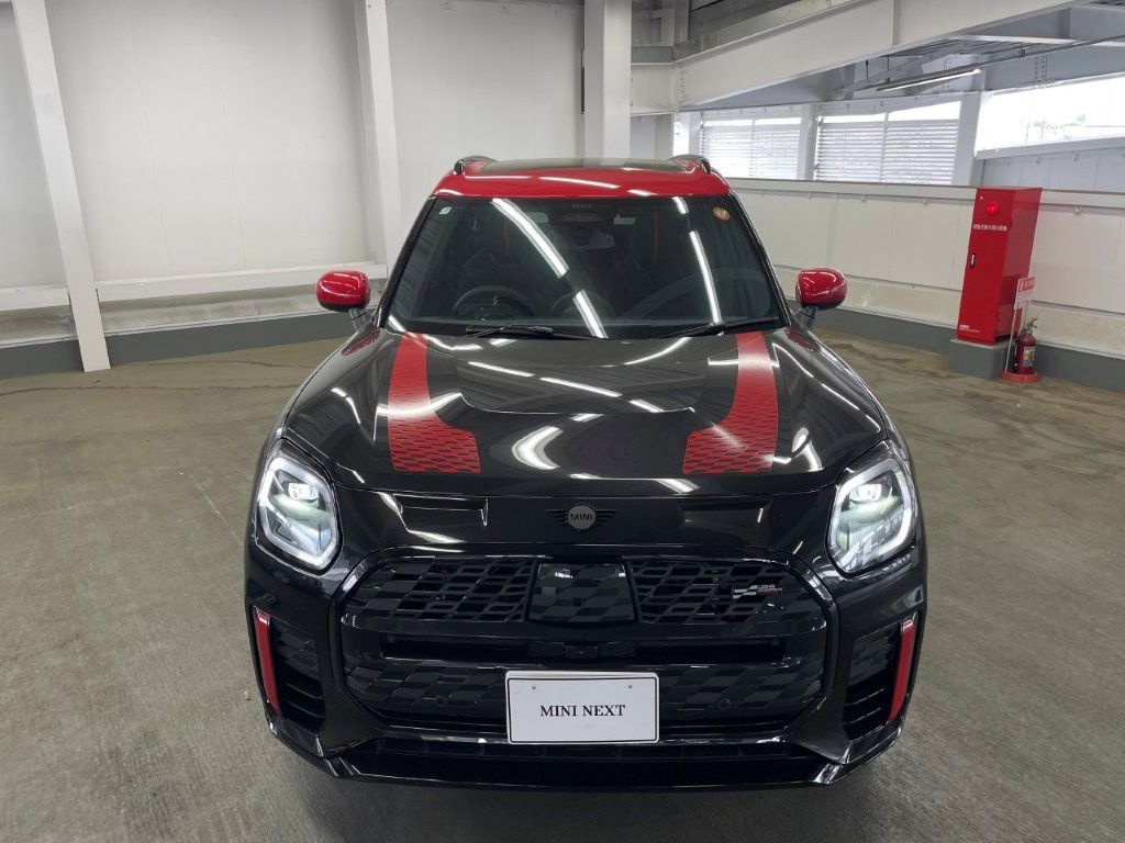 U25 MINI John Cooper Works Countryman ALL4