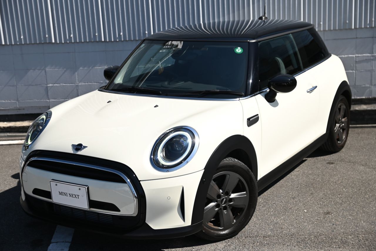 MINI Cooper F56 RHD