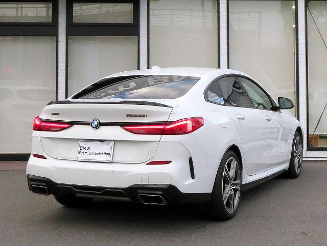 F4* **35i xDrive **** ***** B48 2.0i