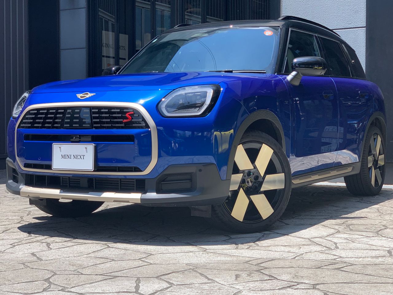 THE NEW MINI COUNTRYMAN S ALL4