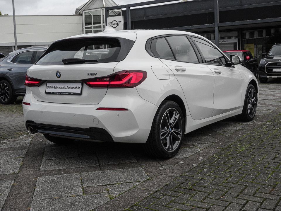 BMW 118