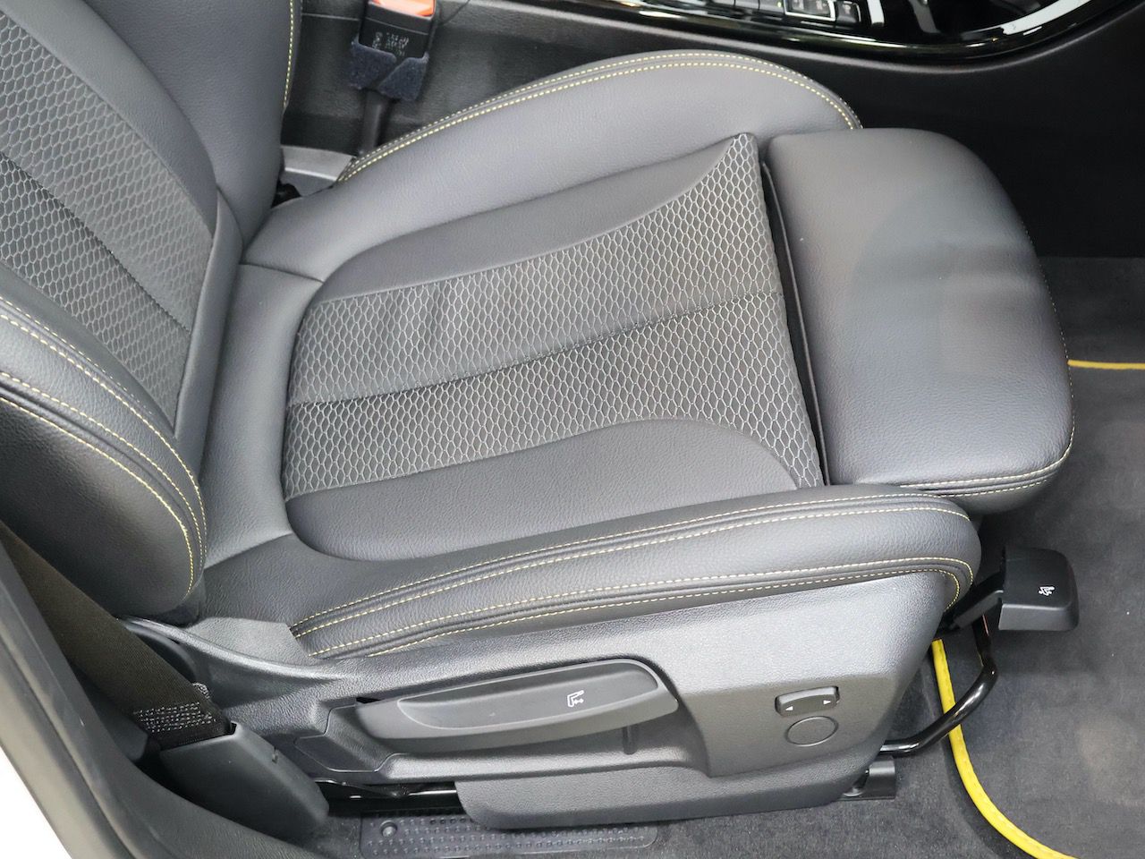 F39 X2 xDrive18d SAC B47 2.0d