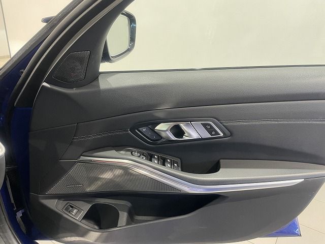 G21 M340i xDrive Touring LCI RHD