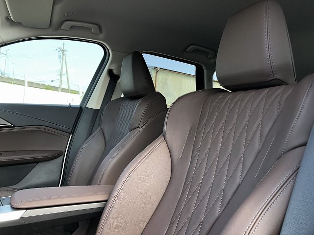 U11 iX1 xDrive30