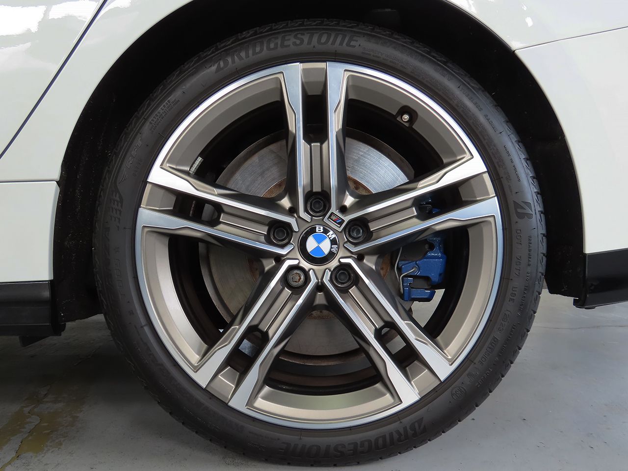 F4* **35i xDrive **** ***** B48 2.0i