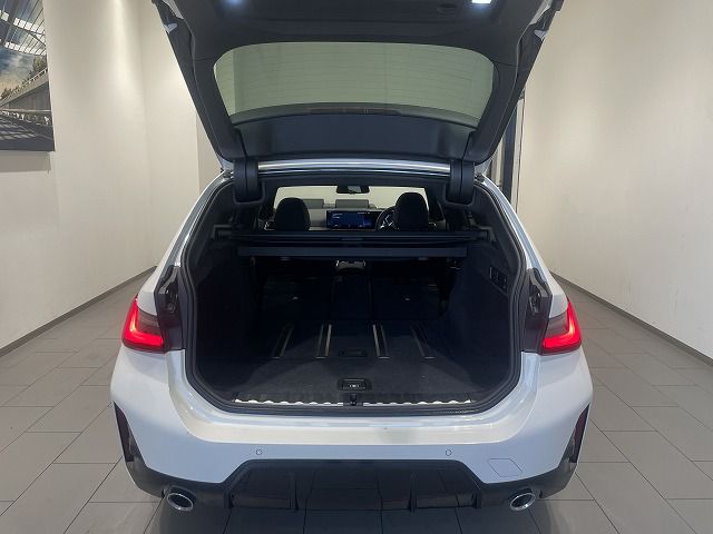 318i Touring RHD