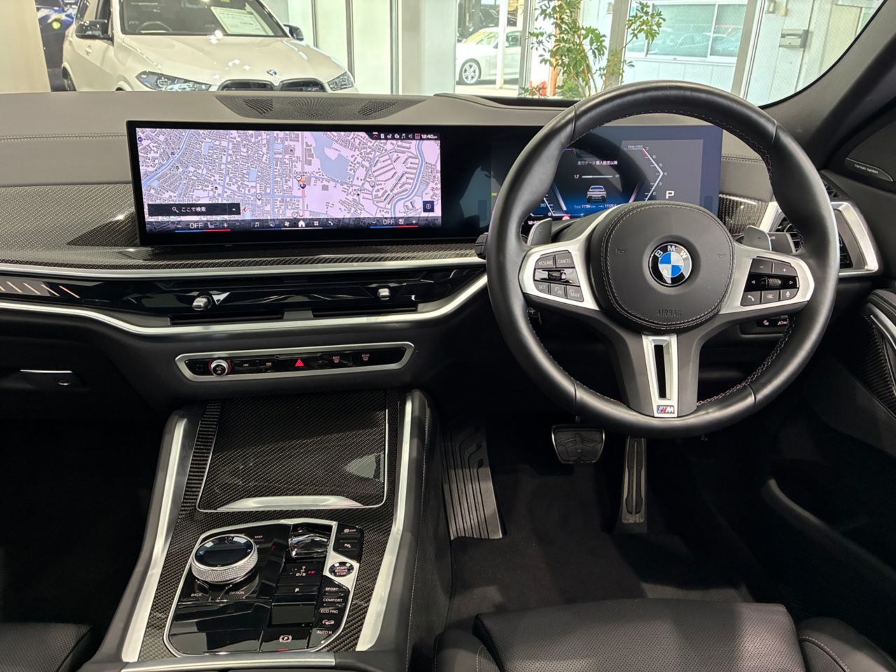 X6 M60i xDrive RHD