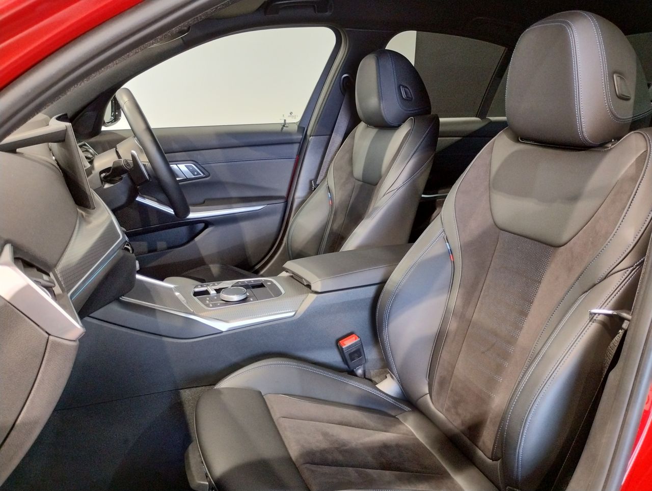 G20 320i Saloon LCI RHD MX