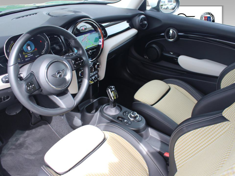 MINI Cooper SE