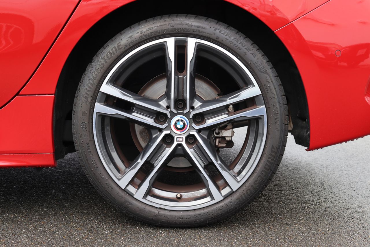 F40 118d Sports Hatch 5-door B47 2.0d