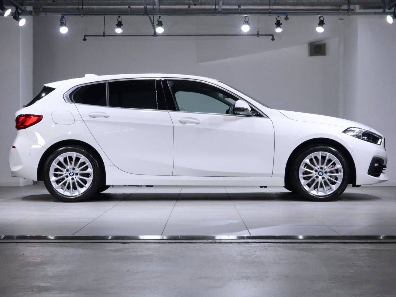 F40 118d Sports Hatch 5-door B47 2.0d