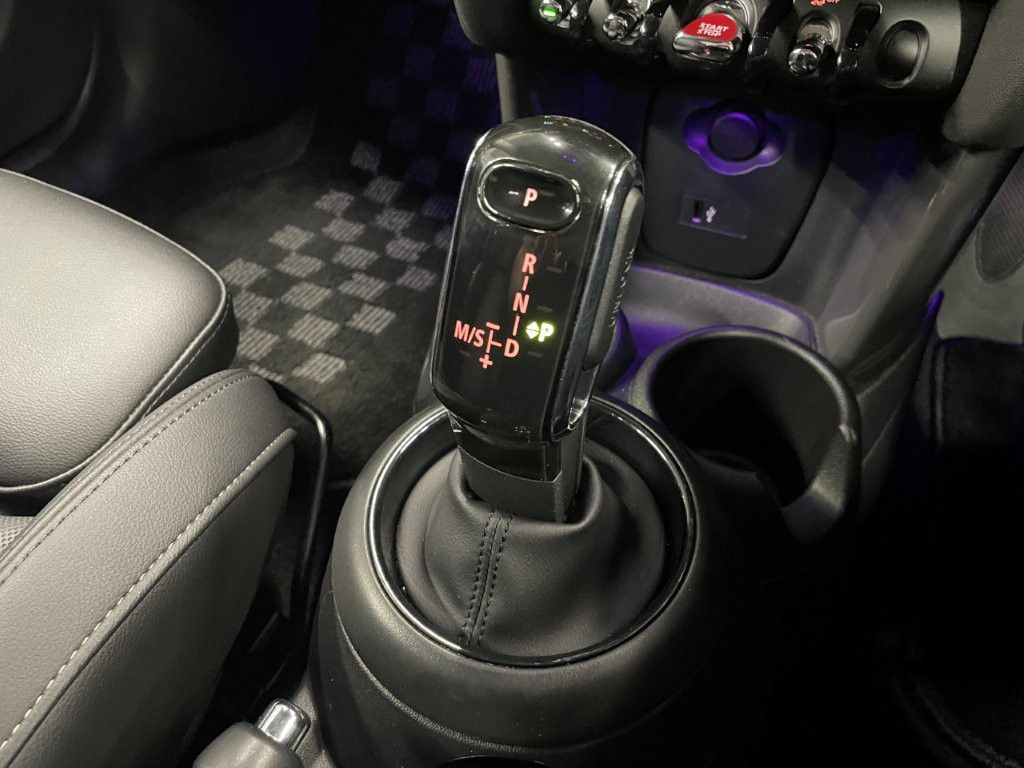 F55 MINI Cooper 5-Door Hatch LCI