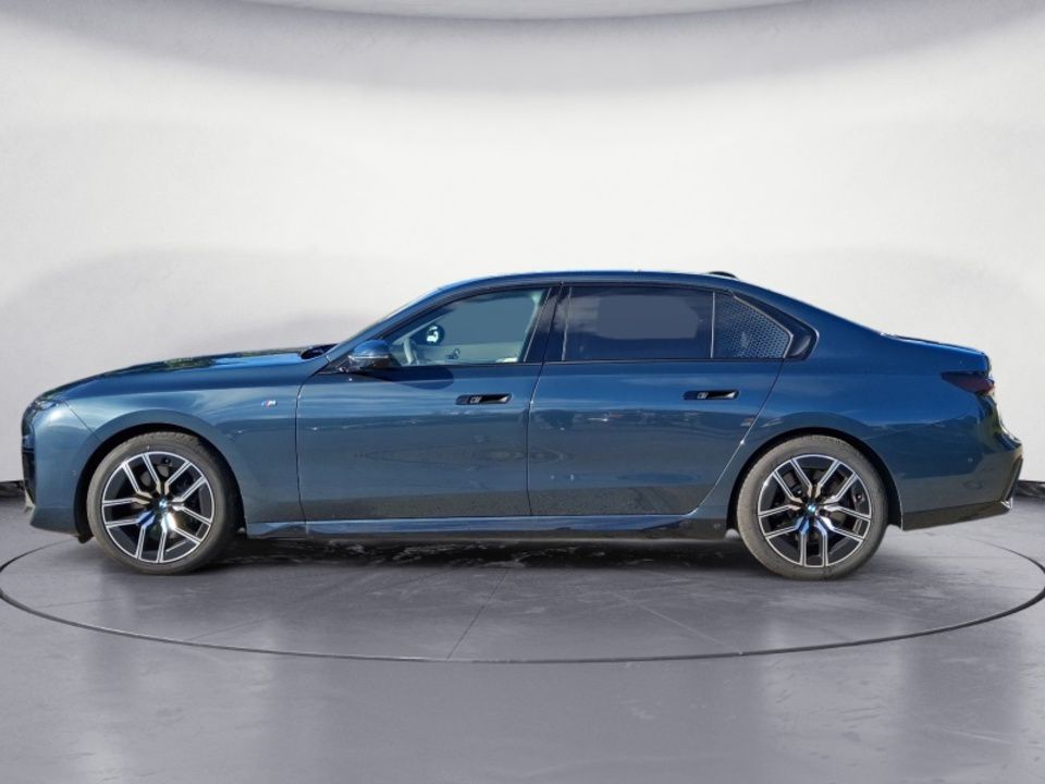 BMW 740