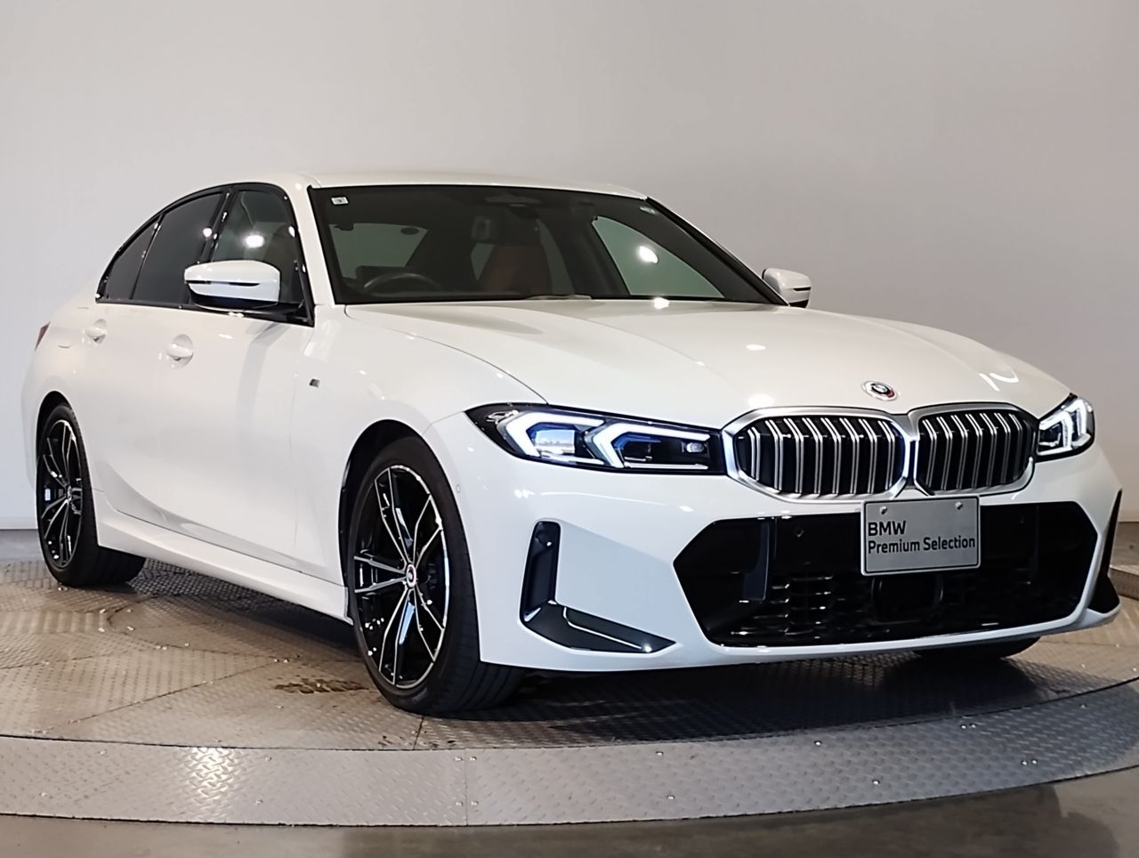 G20 320i Saloon LCI RHD MX
